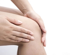 Bố em bị đau nhức thoái hóa khớp gối nên uống thuốc gì